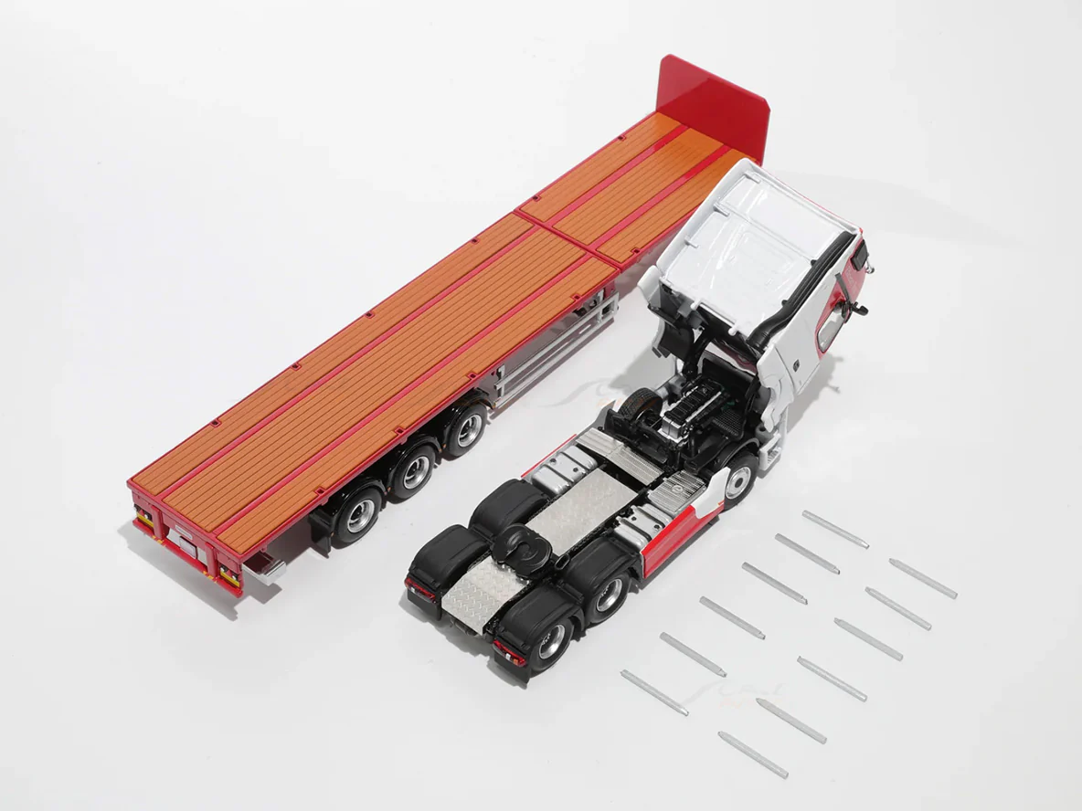 Mercedes-Benz Actros 3-Axle Tractor with Retractable Trailer Red White 1:64 GCD Diecast scale model (Copy) - Image 2