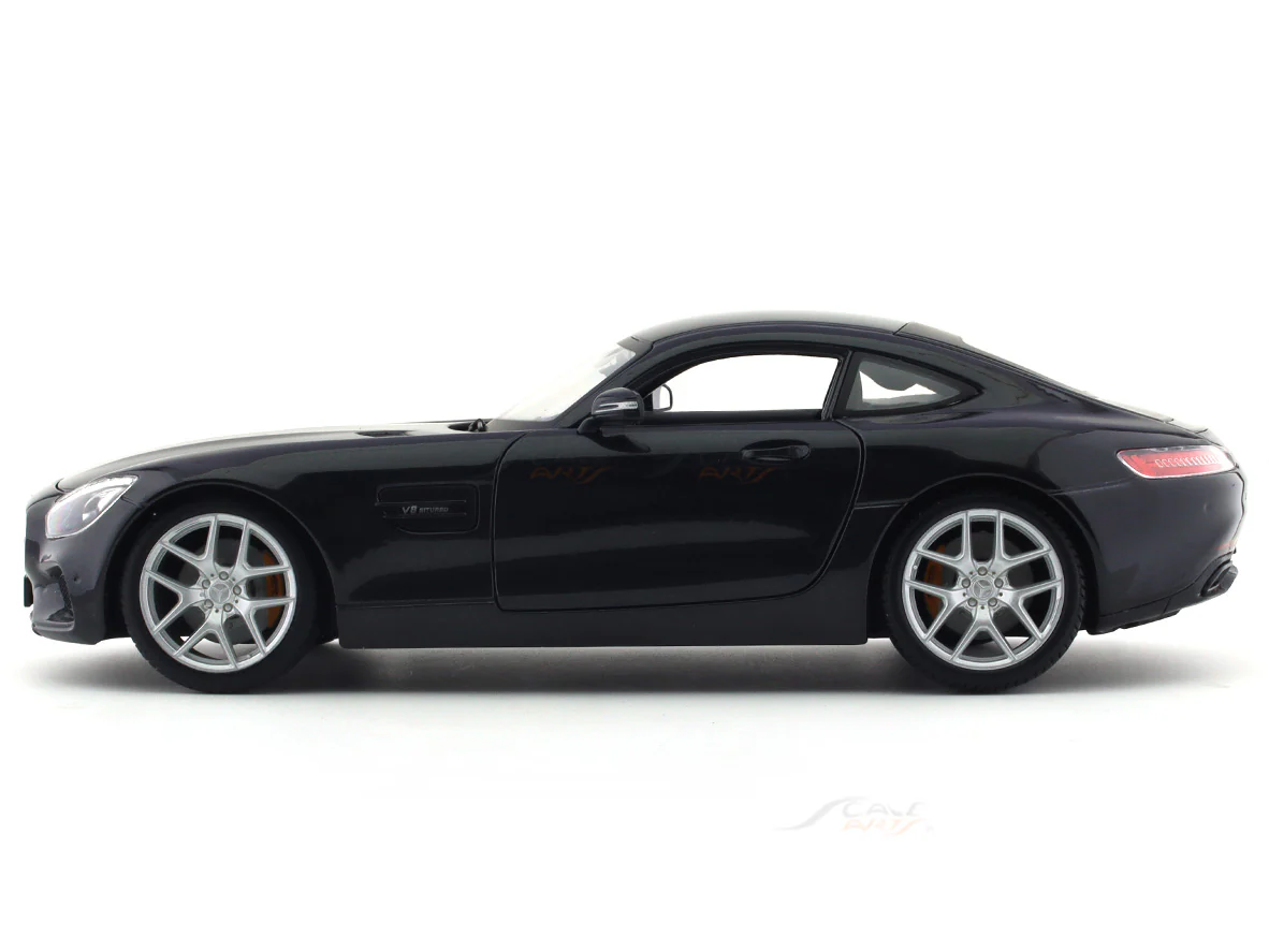 Mercedes-Benz AMG GT 1:18 Maisto diecast Scale Model car - Image 2