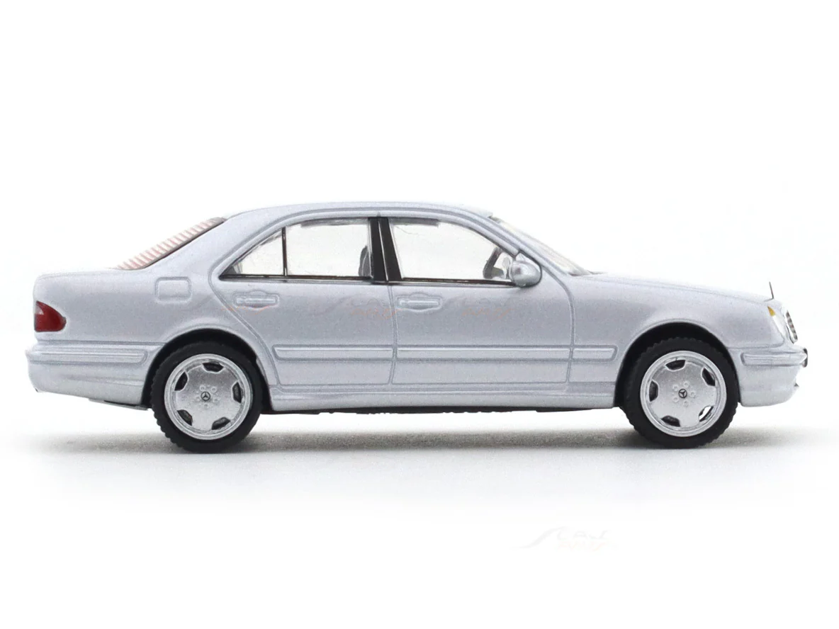 Mercedes-Benz E55 AMG W210 silver 1:64 Shadow diecast scale model miniature car collectible - Image 5