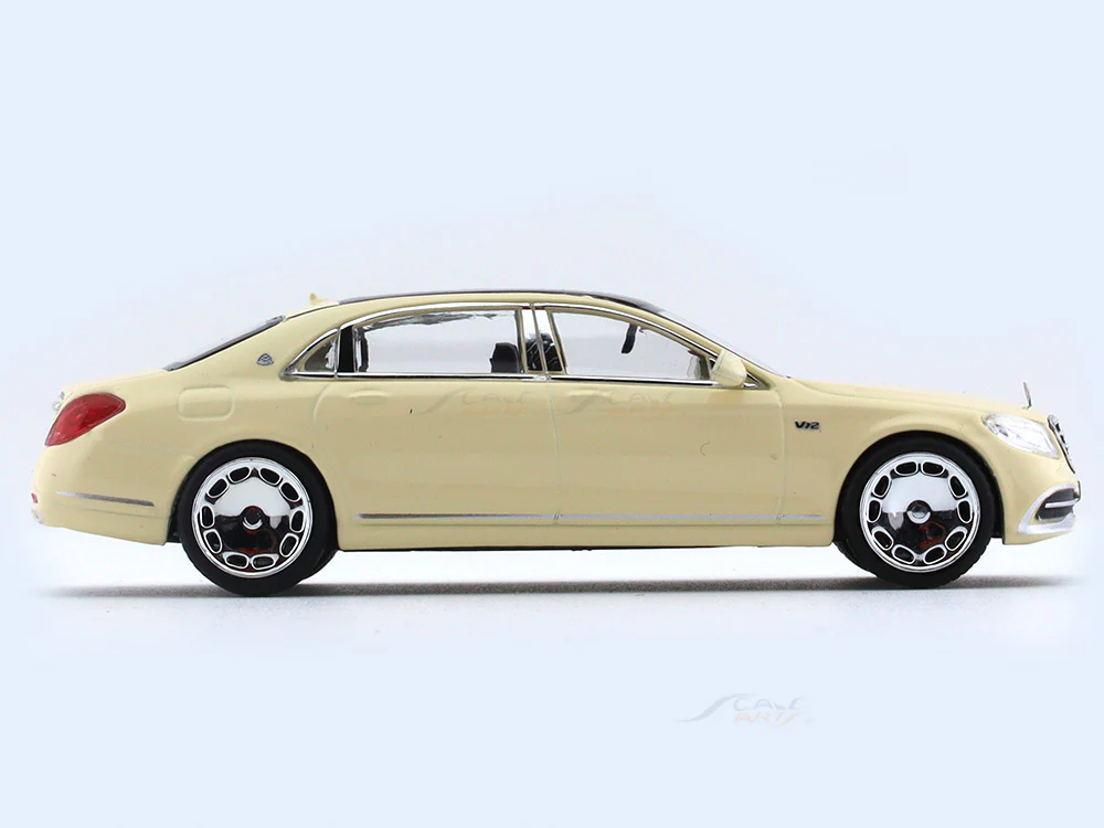 Mercedes-Benz Maybach S560 1:64 Master diecast scale model car - Image 5