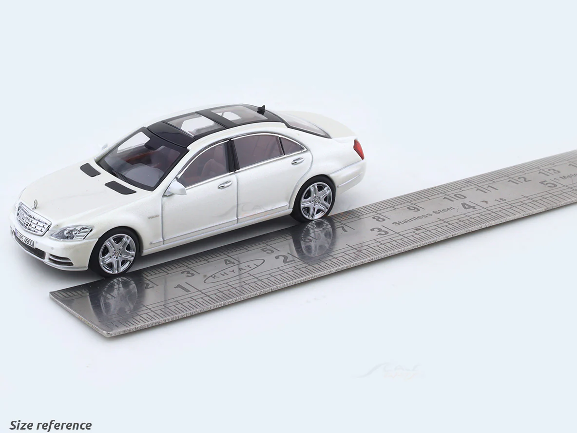 Mercedes-Benz S-Class S600L W221 white 1:64 Motorhelix diecast scale model car - Image 9