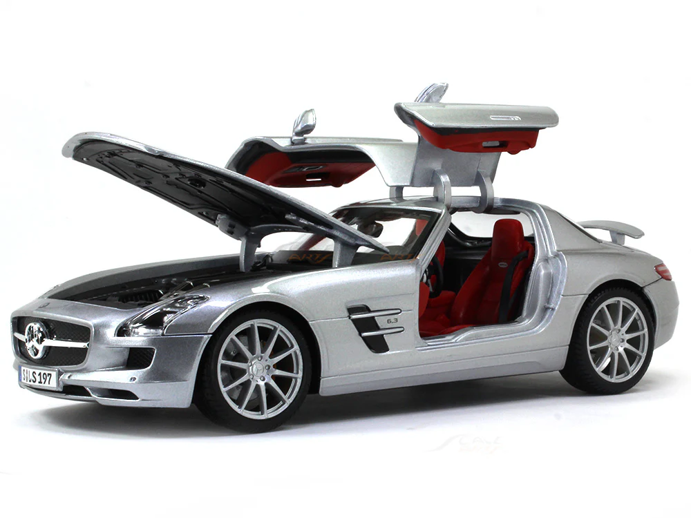 Mercedes-Benz SLS AMG Gullwing 1:18 Maisto diecast Scale Model car - Image 7