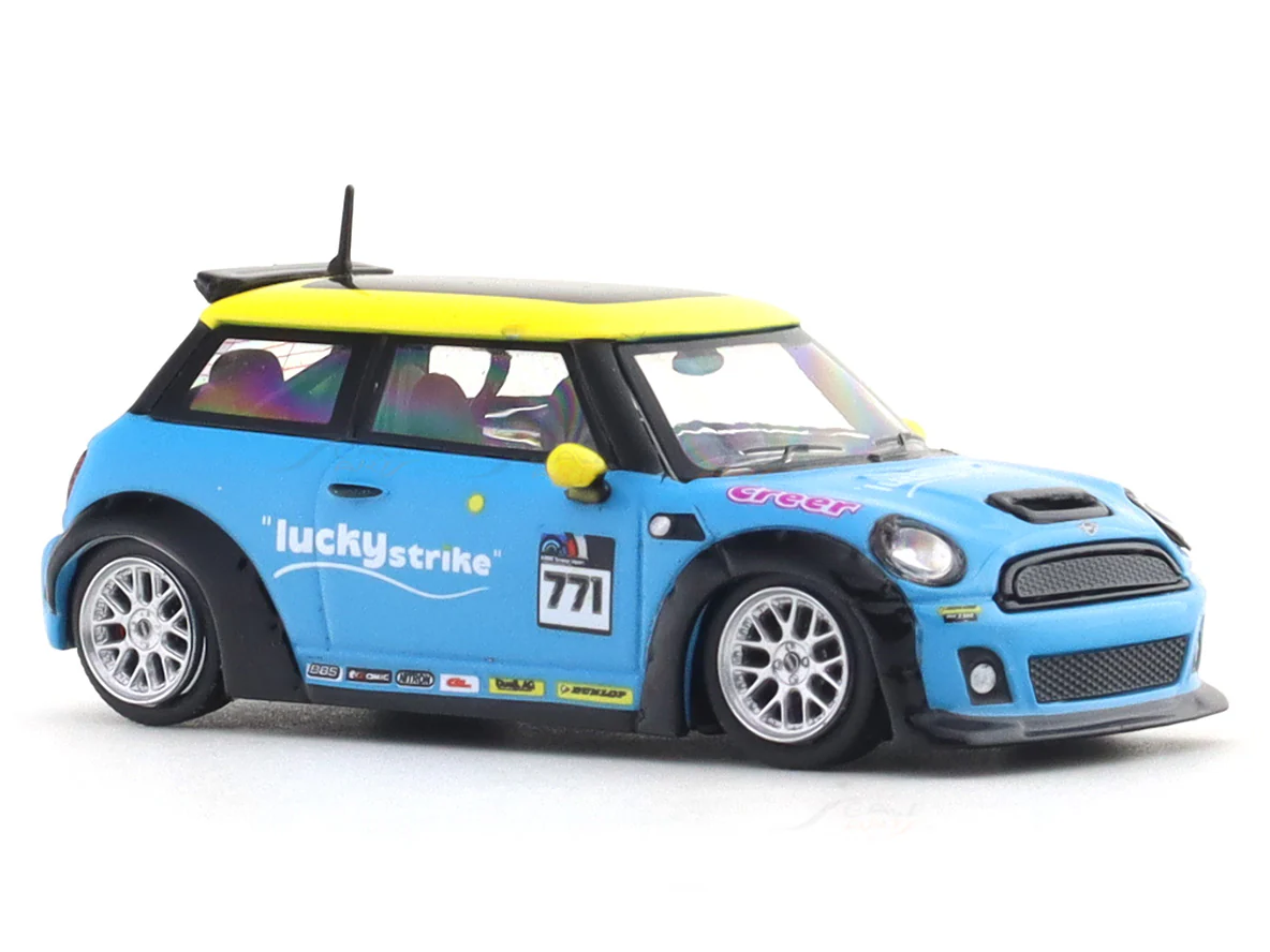 Mini Cooper R56 Lucky Strike with figure 1:64 Time Micro Diecast Scale Model Car Miniature - Image 7