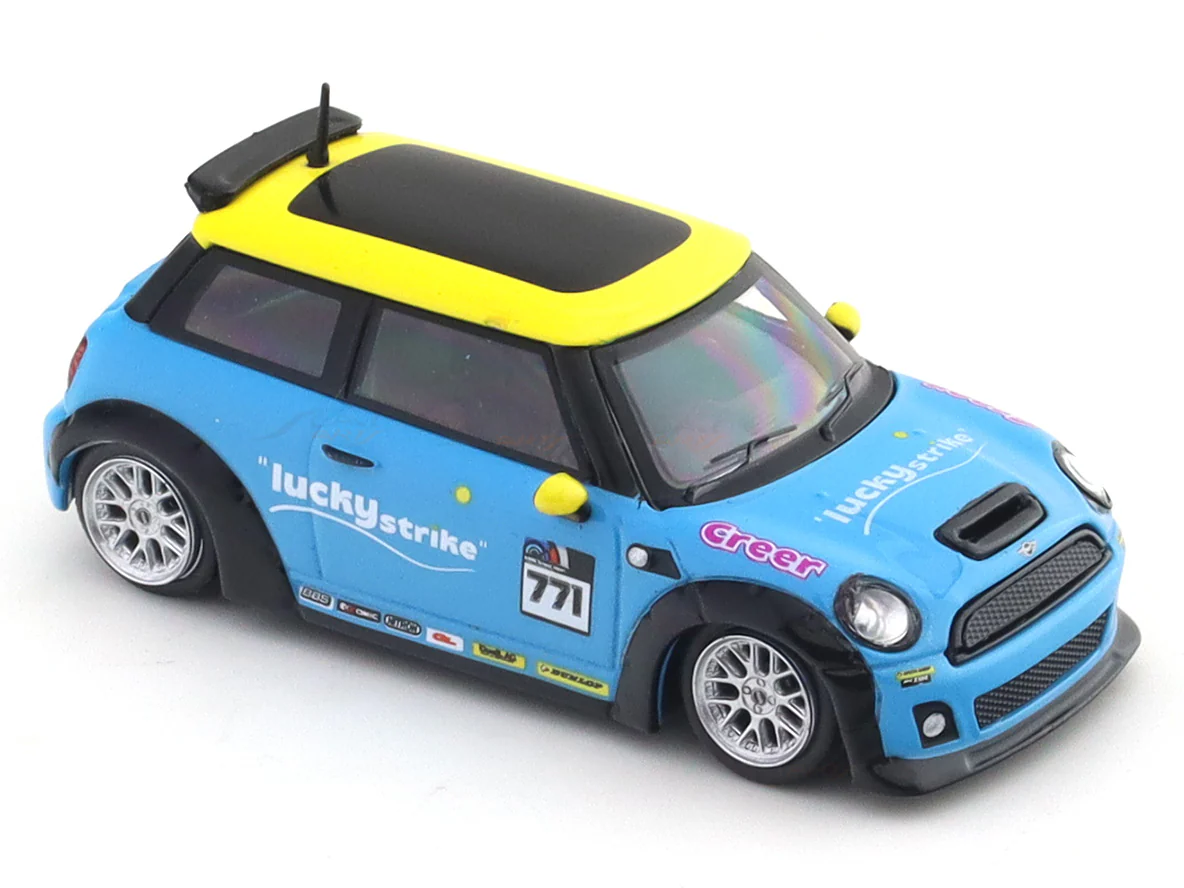 Mini Cooper R56 Lucky Strike with figure 1:64 Time Micro Diecast Scale Model Car Miniature - Image 8