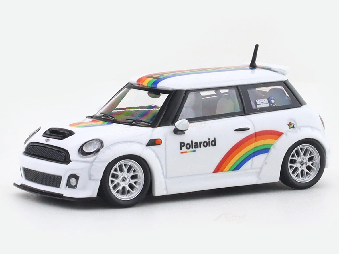 Mini Cooper R56 Polaroid with figure 1:64 Time Micro Diecast Scale Model Car Miniature - Image 2