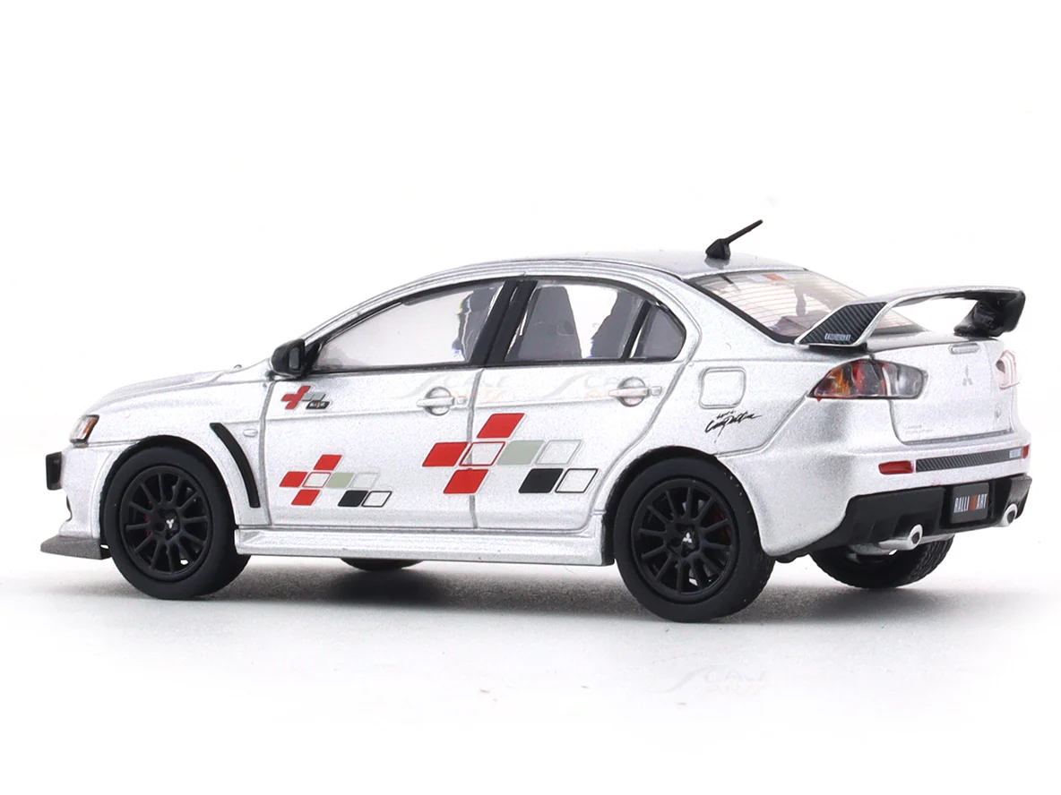 Mitsubishi Lancer Evolution X silver 1:64 Hobby Japan diecast scale model miniature car - Image 3