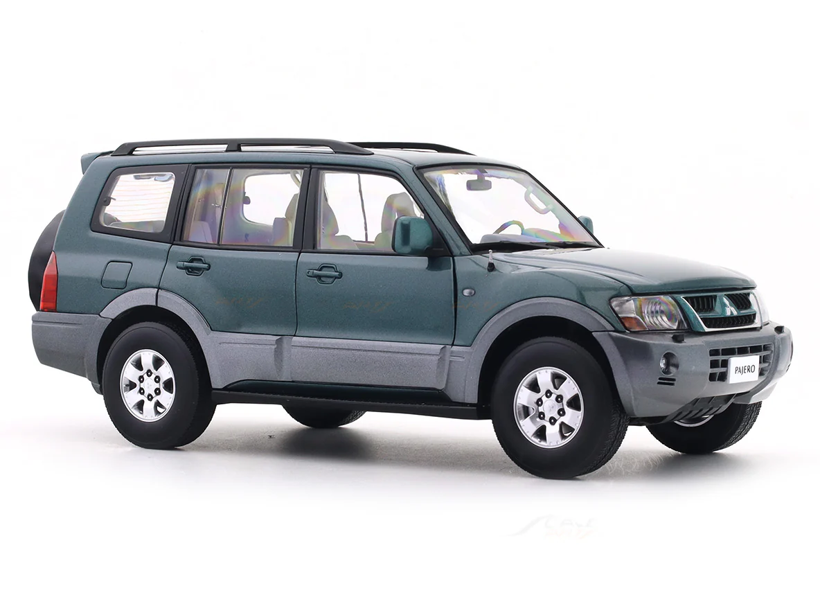 Mitsubishi Pajero V73 green 1:18 YC Model licensed diecast Scale Model collectible - Image 7