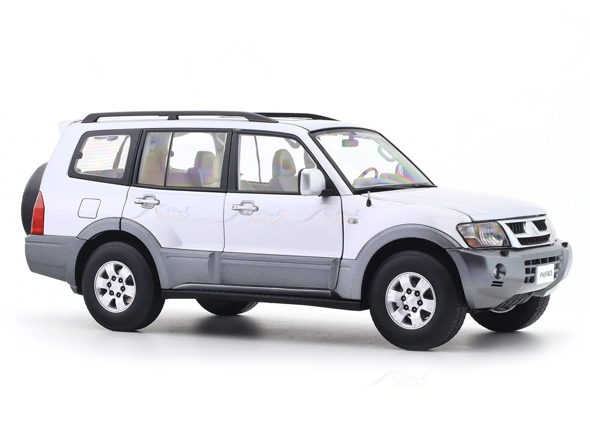 Mitsubishi Pajero V73 silver 1:18 YC Model licensed diecast Scale Model collectible - Image 7