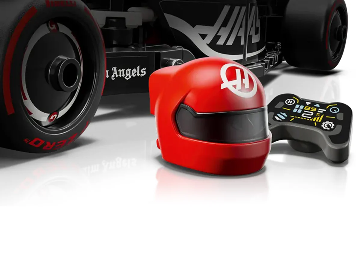 MoneyGram Haas F1 Team VF-24 Race Car : LEGO set - Image 6