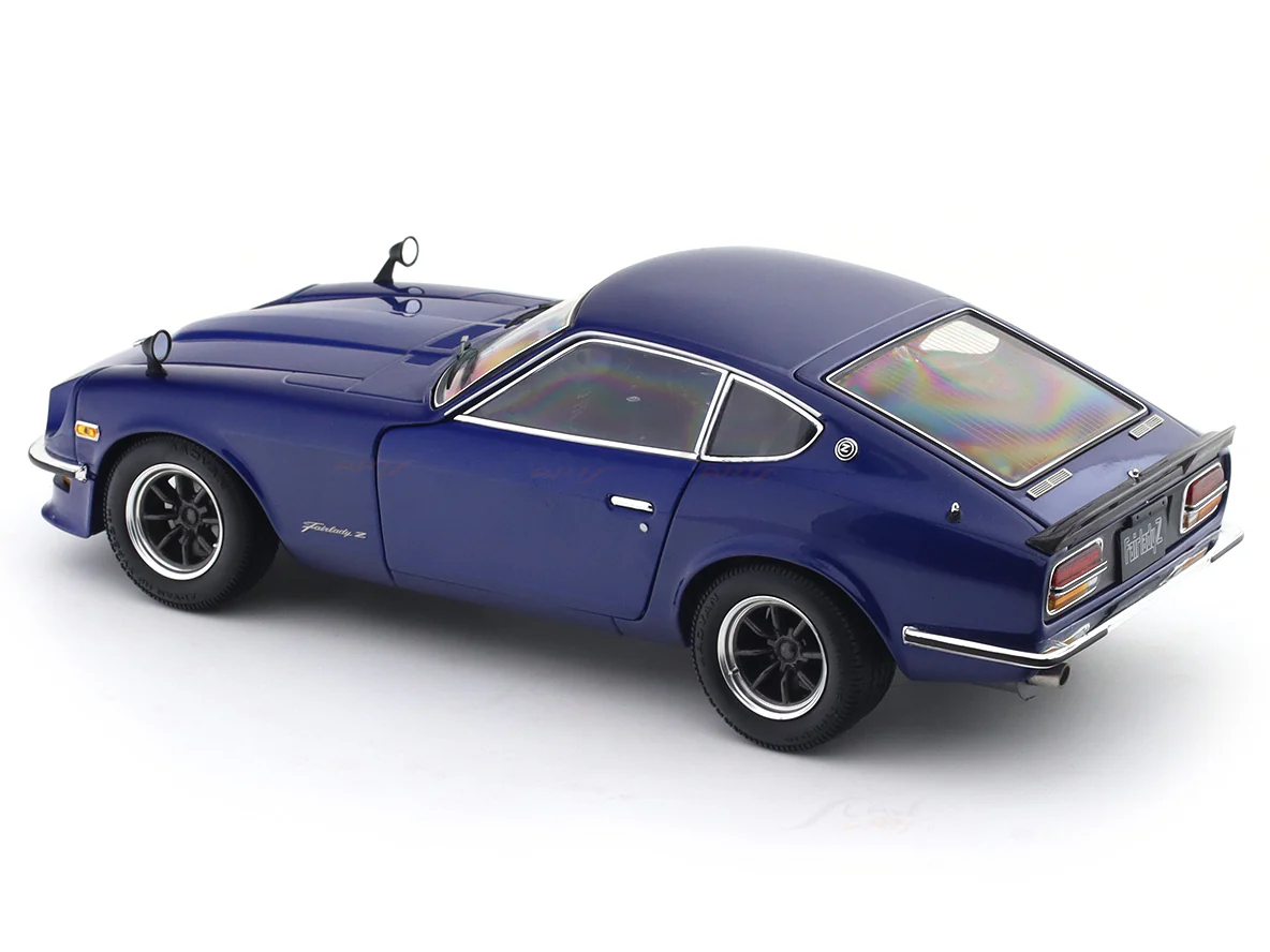 Nissan Fairlady Z-L S30 blue 1:18 Scale Model | Kyosho Premium Licensed Diecast - Image 21