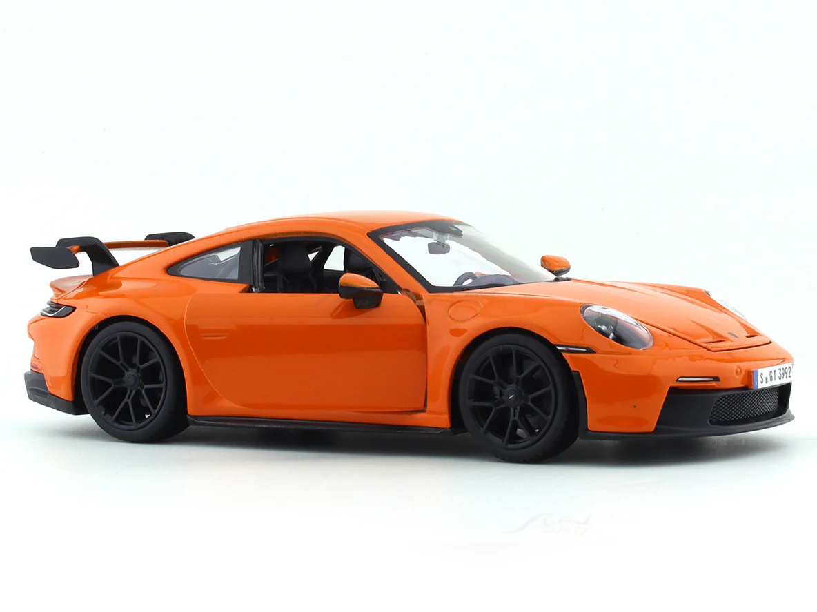 Porsche 911 GT3 Orange 1:24 Bburago licensed diecast Scale Model car - Image 12
