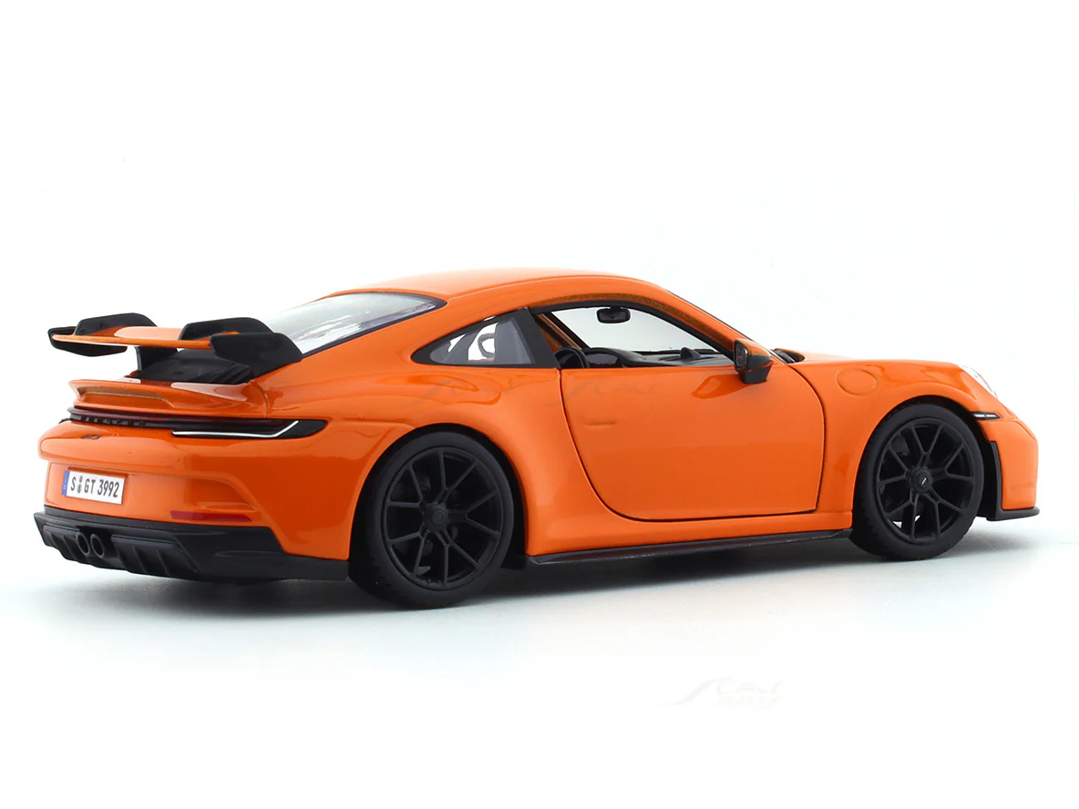 Porsche 911 GT3 Orange 1:24 Bburago licensed diecast Scale Model car - Image 4