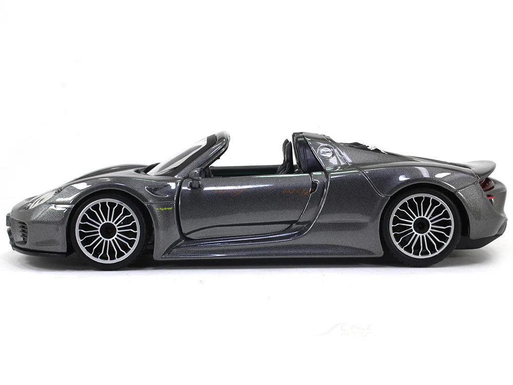 Porsche 918 Spyder grey 1:24 Bburago diecast scale model car - Image 2