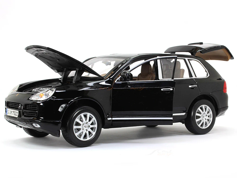 Porsche Cayenne 1:18 Maisto diecast Scale Model car - Image 7