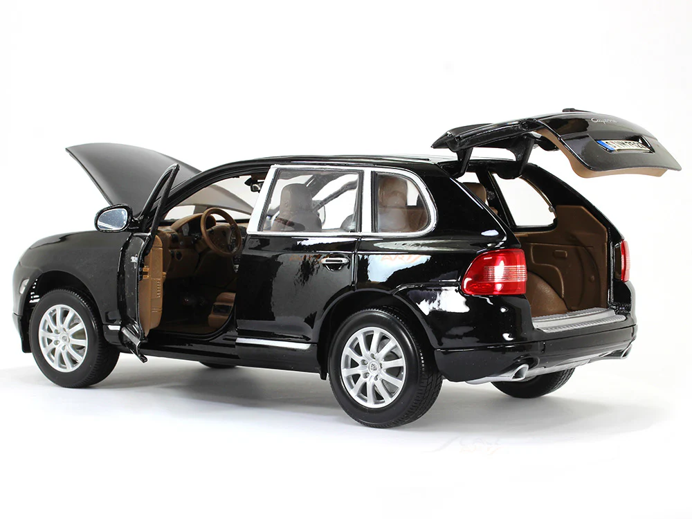 Porsche Cayenne 1:18 Maisto diecast Scale Model car - Image 9