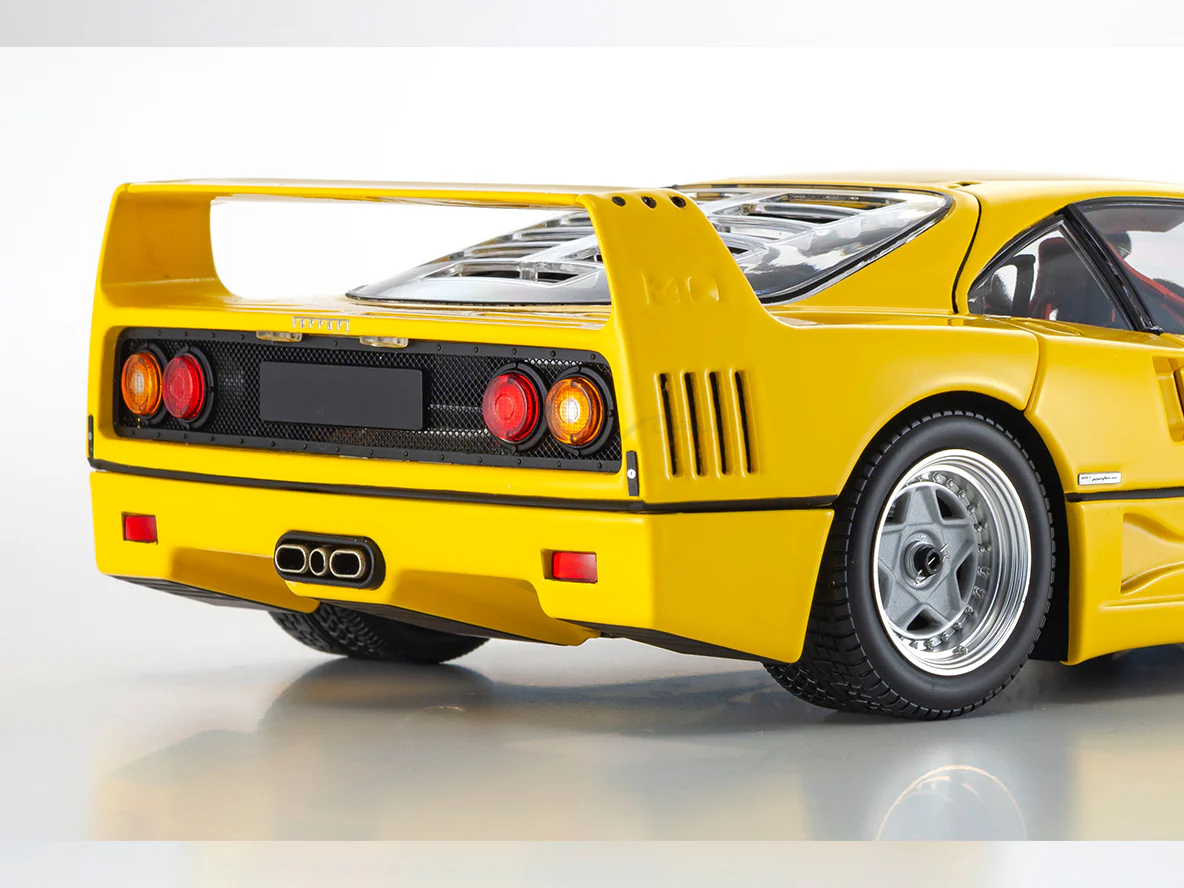 PreOrder : Ferrari F40 Yellow 1:18 Kyosho diecast scale model car collectible - Image 10