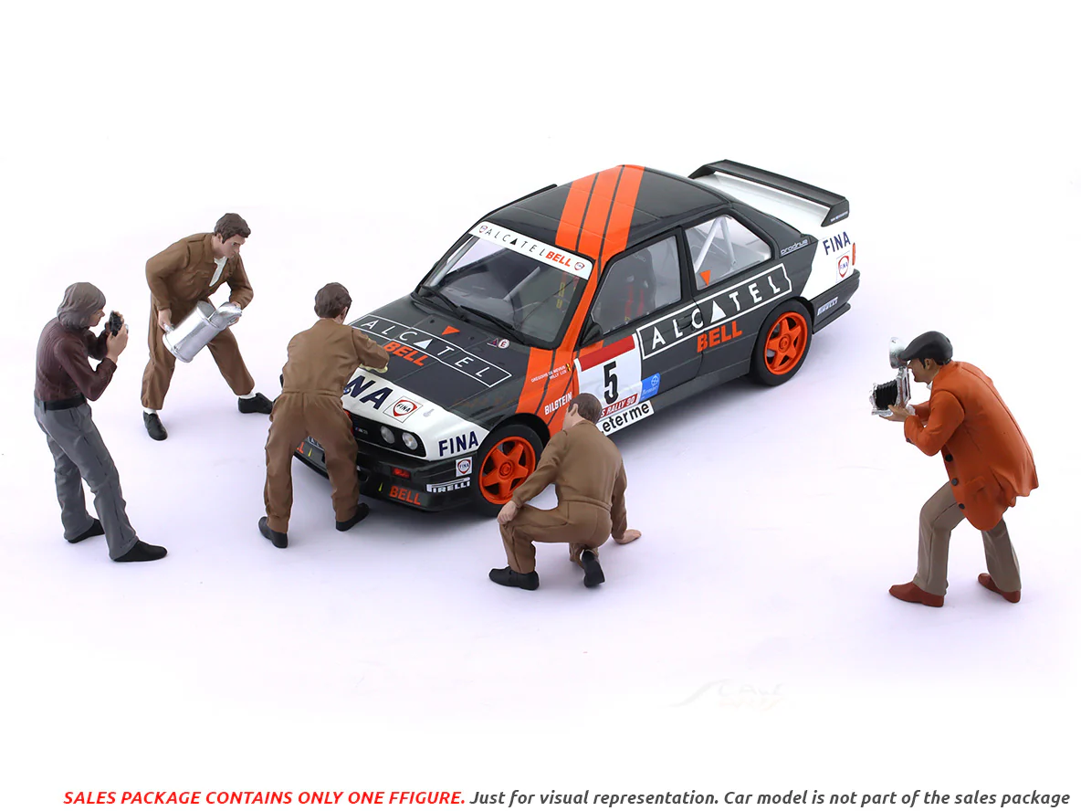 Race Day 1 Figure II 1:18 American Diorama Figure for scale models - Image 6