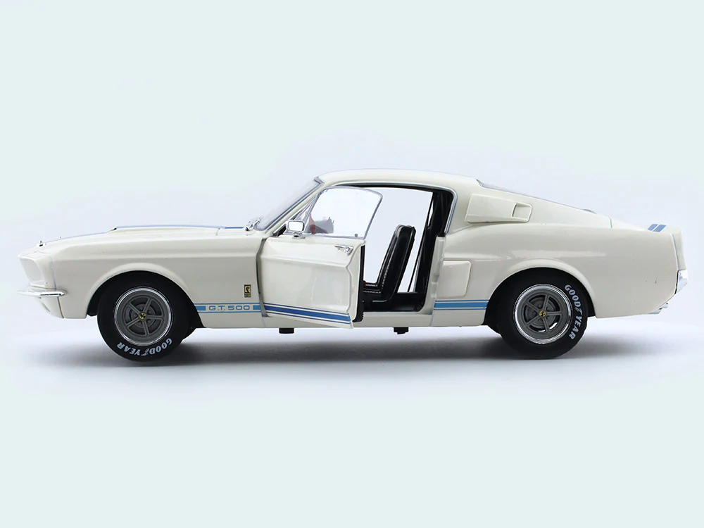 Solido 1:18 1967 Shelby Mustang GT500 white diecast Scale Model collectible - Image 8