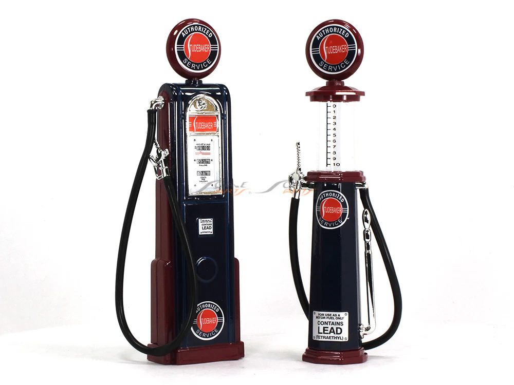 Studebaker Service Gas Pump set 1:18 Road Signature Yatming diecast model