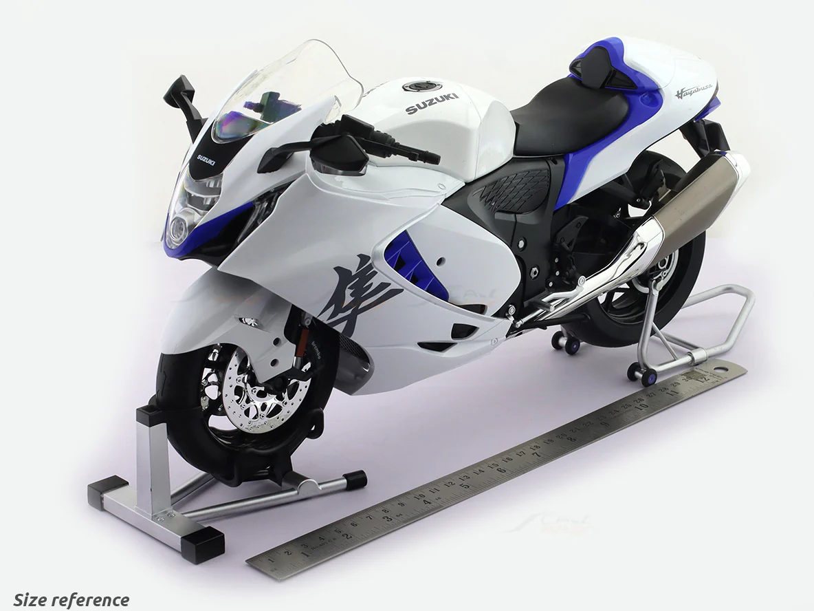 Suzuki Hayabusa GSX 1300R 1:6 light and sound scale Model bike collectible - Image 7