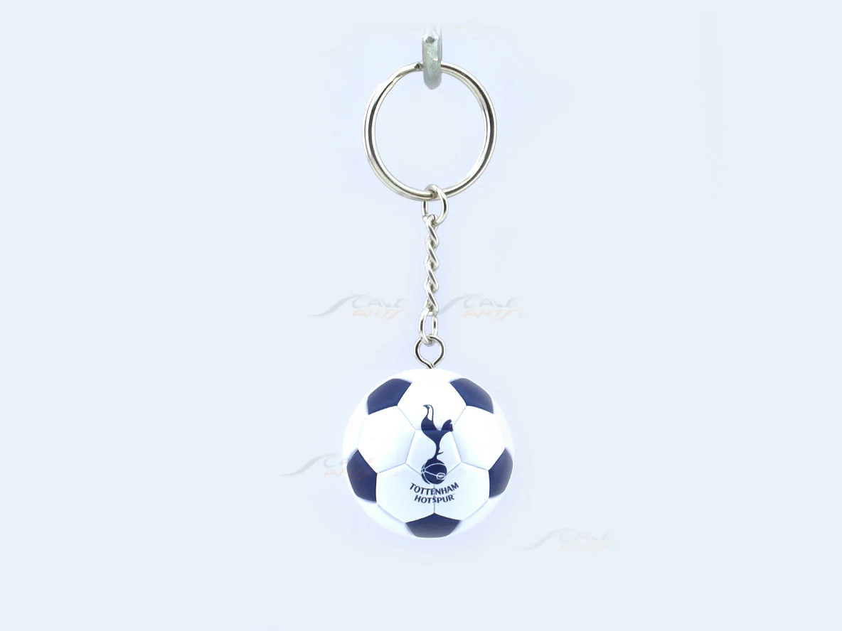 Tottenham football white keyring / keychain