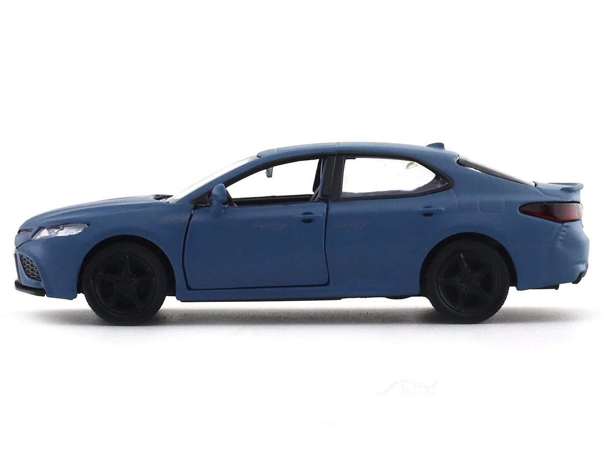 Toyota Camry Blue 1:33-42 RMZ City licensed pull back car scale model - Image 2