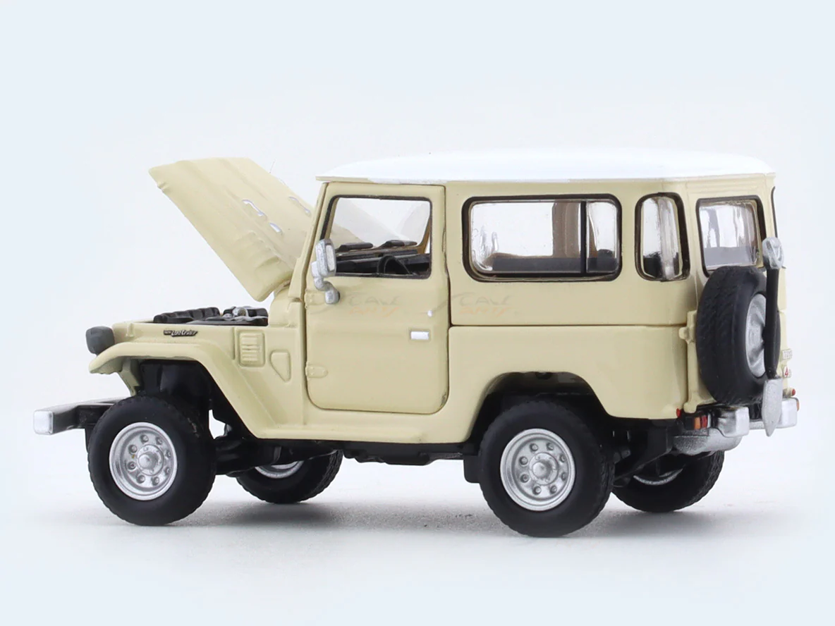 Toyota Land Cruiser FJ40 beige wt 1:64 Hobby Fans diecast scale model collectible - Image 9