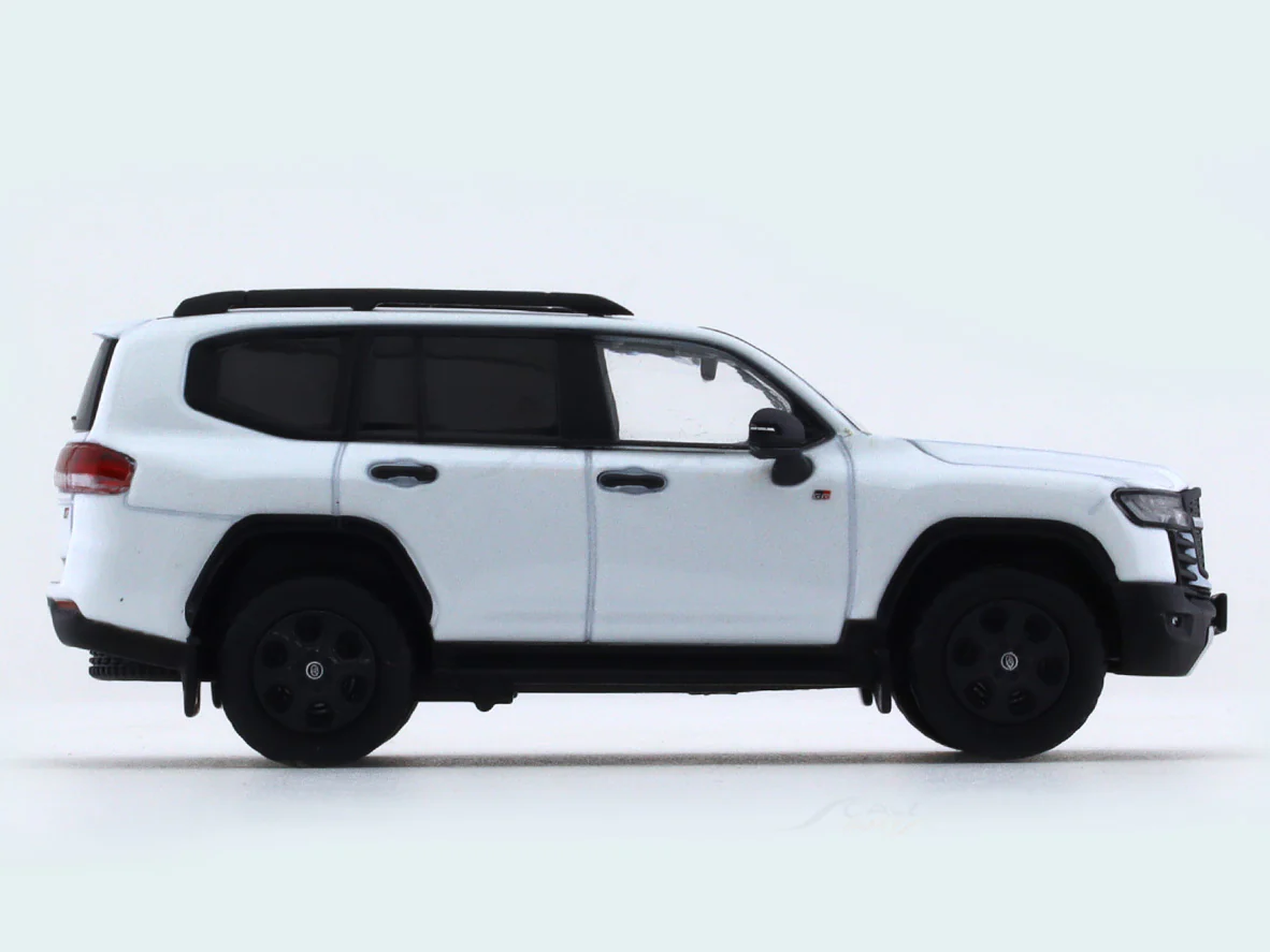 Toyota Land Cruiser JA300W GR Sport white 1:64 Hobby Japan diecast scale model collectible - Image 5