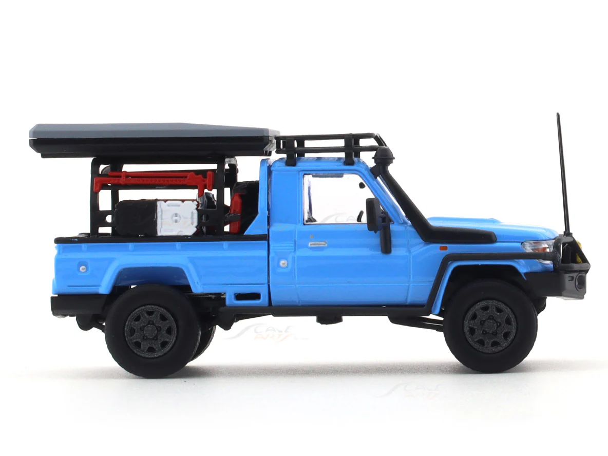 Toyota Land Cruiser LC79 Pickup blue 1:64 Autobots Model diecast scale model car - Image 7