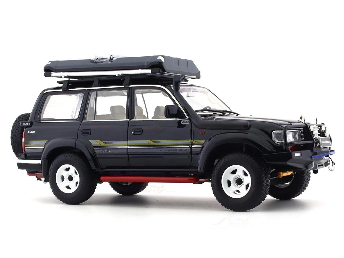 Toyota Land Cruiser LC80 black 1:18 Kengfai diecast Scale Model car - Image 6