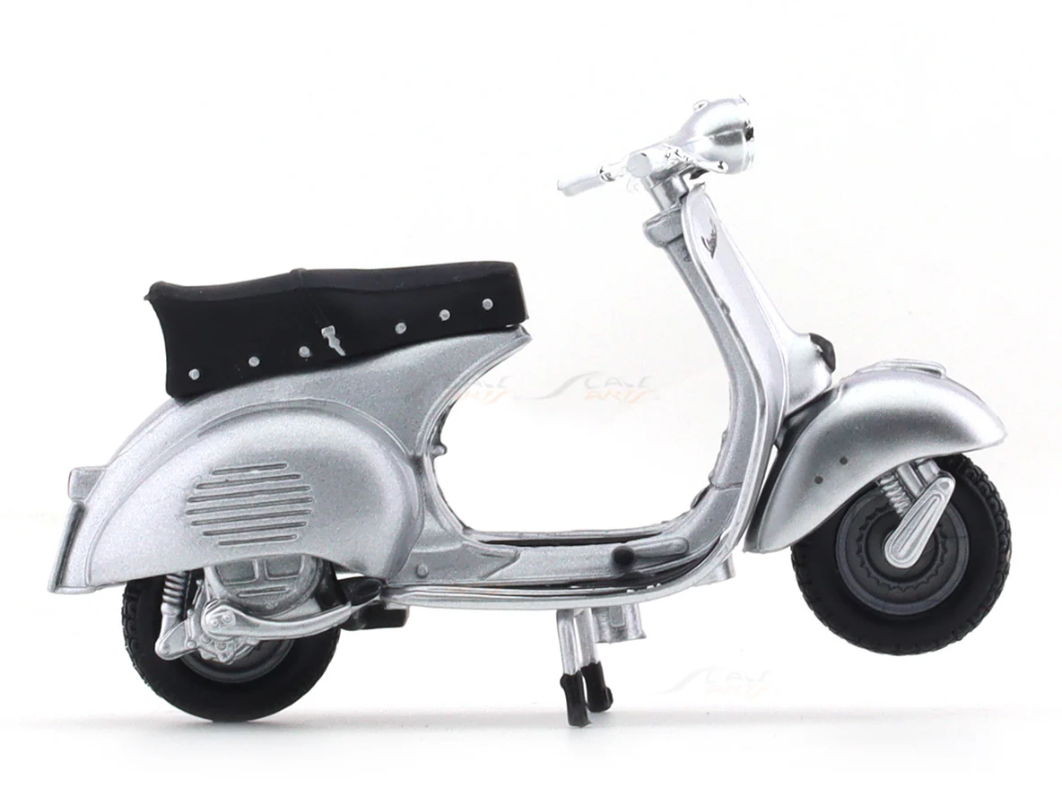 Vespa 50 GS 1:18 diecast scale model scooter bike collectible - Image 5