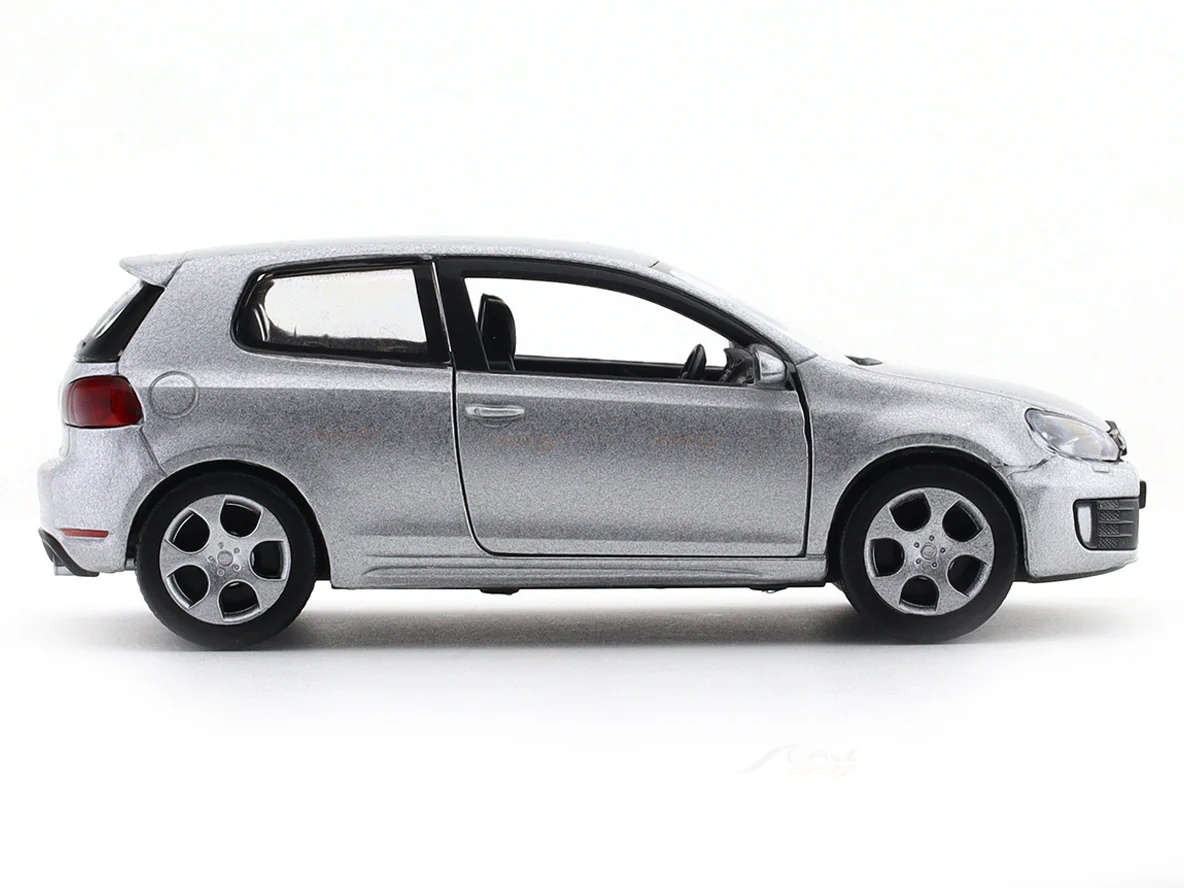 Volkswagen Golf GTi silver 1:33-42 RMZ City licensed pull back car scale model - Image 5