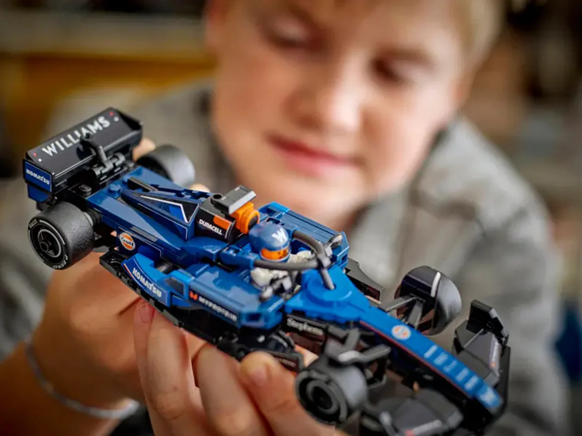 Williams Racing FW46 F1 Race Car : LEGO set - Image 8